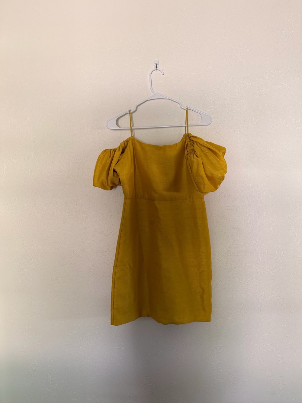 Let Me Be Slim Off-The-Shoulder‎ Puff-Sleeve Dress - Picture 6 of 8